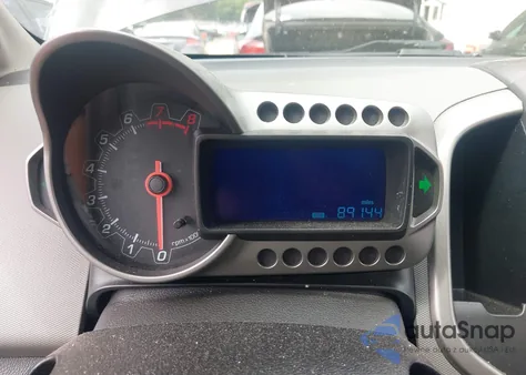 2016 Chevrolet Sonic Lt Auto z USA, uszkodzony, nr VIN 1G1JC5SB3G4158139